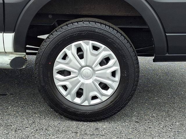 Certified 2025 Ford Transit 250 Low Roof w/ Exterior Upgrade Package RWD image 8