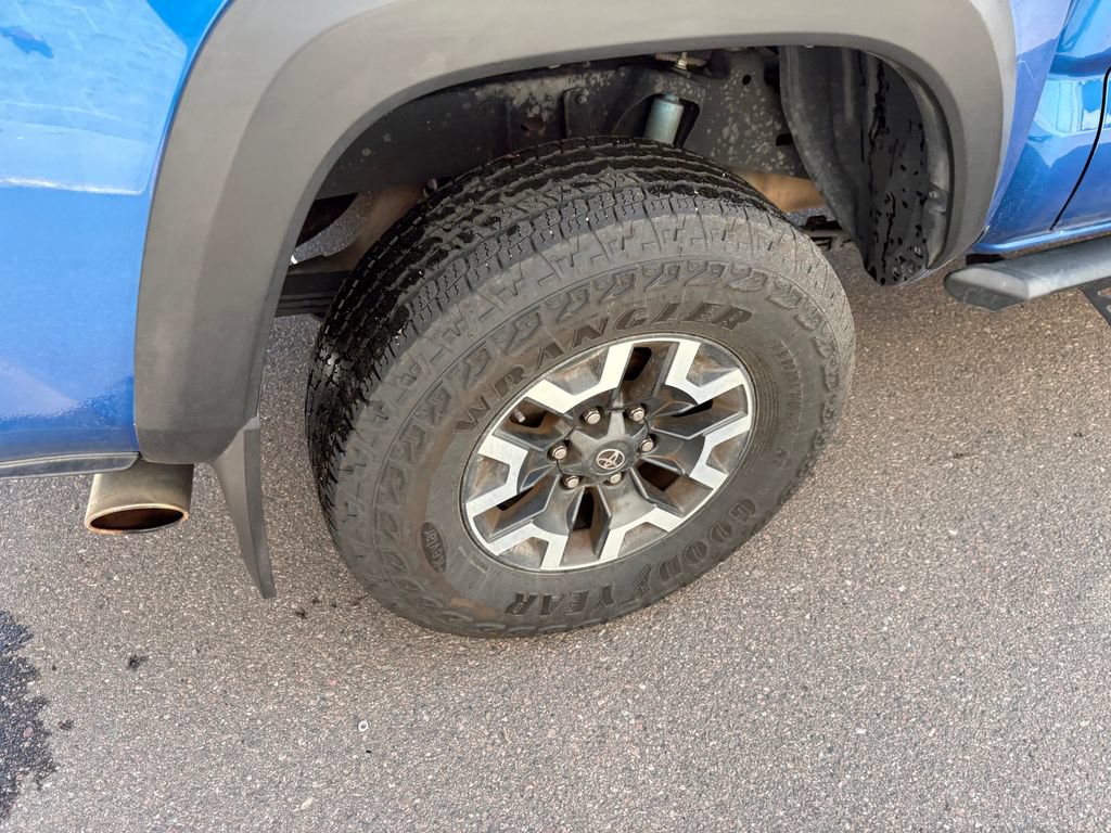 Used 2017 Toyota Tacoma TRD Off-Road w/ Tow Package RWD image 14