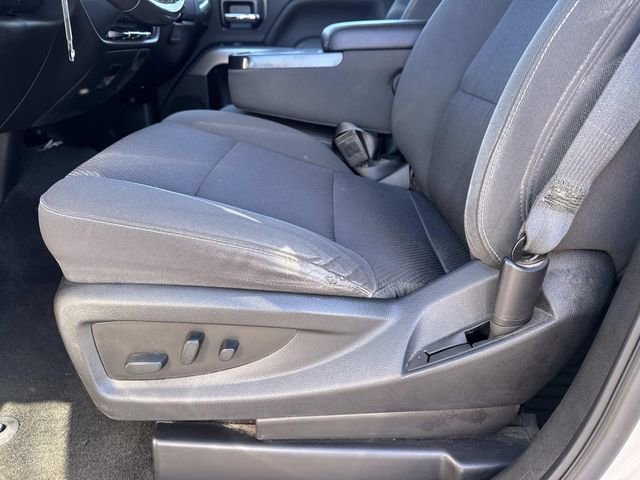 Used 2018 Chevrolet Silverado 1500 LT w/ Texas Edition image 16