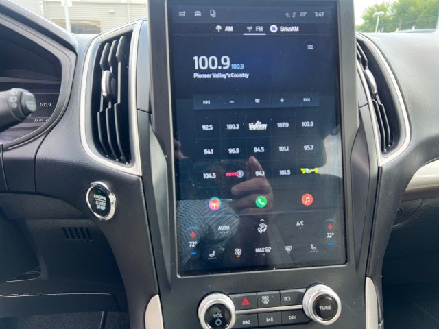 Certified 2024 Ford Edge SEL AWD/4WD image 18