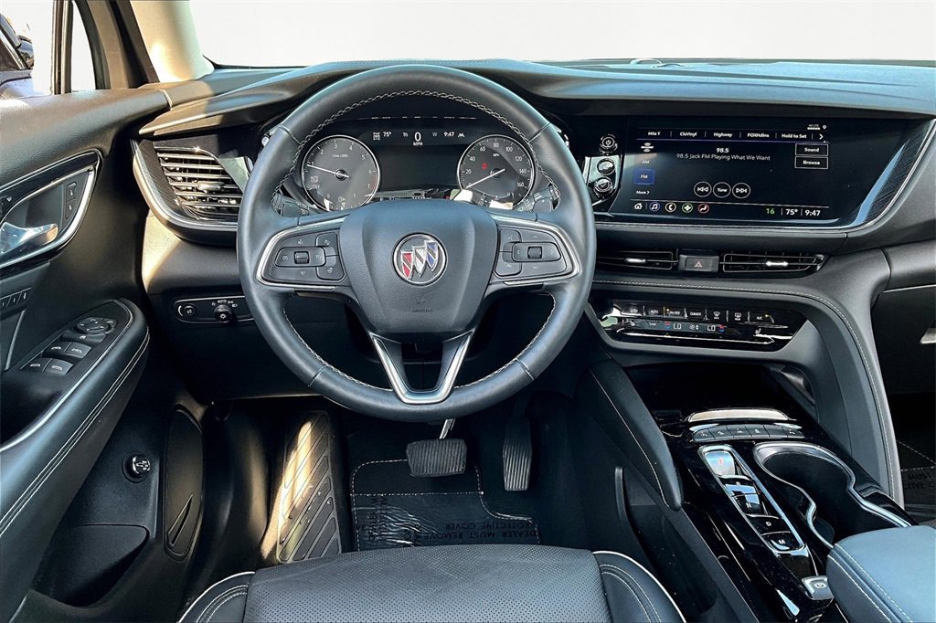 Used 2023 Buick Envision Essence image 7
