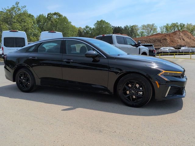 Used 2025 Kia K5 LXS image 2