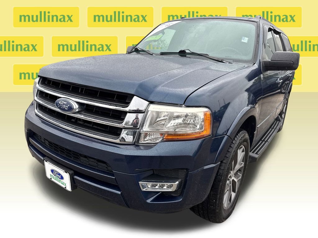 Certified 2017 Ford Expedition XLT w/ Equipment Group 202A image 11