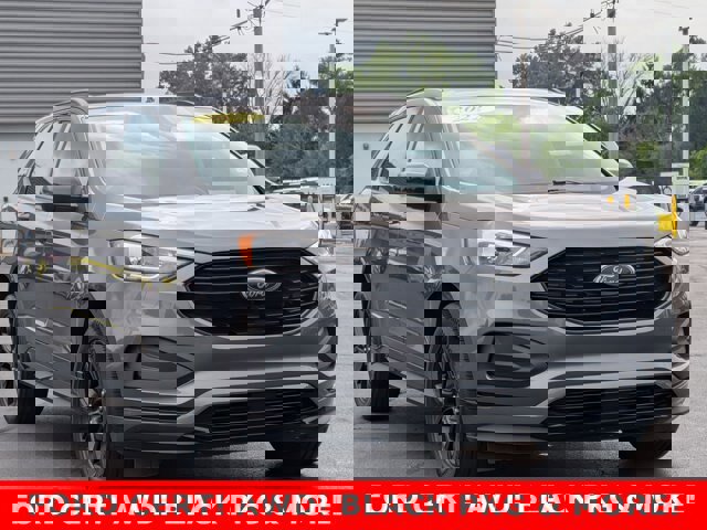 Certified 2022 Ford Edge SE w/ Black Appearance Package image 3