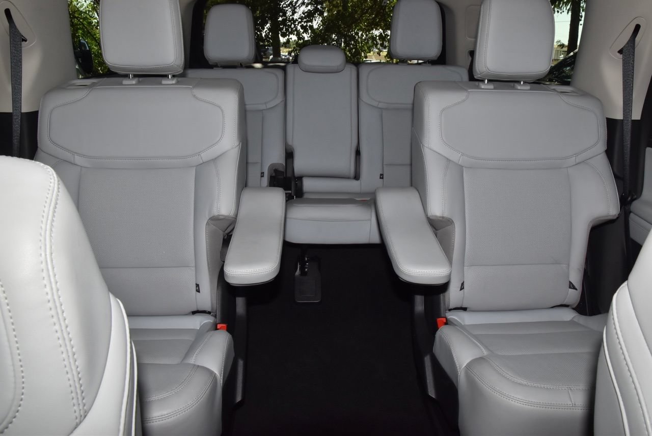 Certified 2025 Ford Expedition Platinum AWD/4WD image 21
