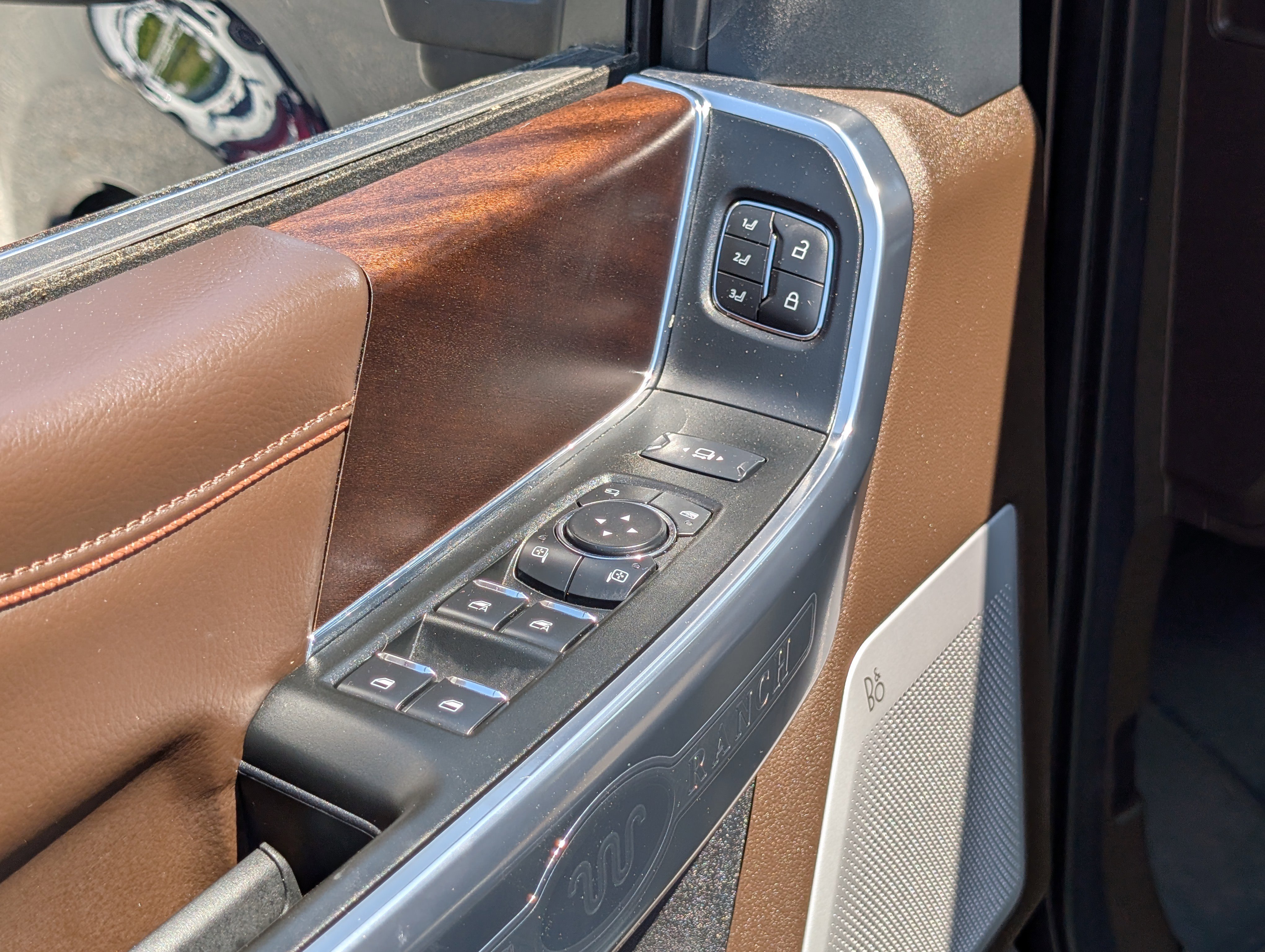 Certified 2025 Ford F250 King Ranch AWD/4WD image 19