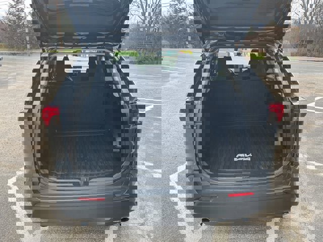 Used 2020 Toyota RAV4 LE w/ All Weather Liner Package AWD/4WD image 33