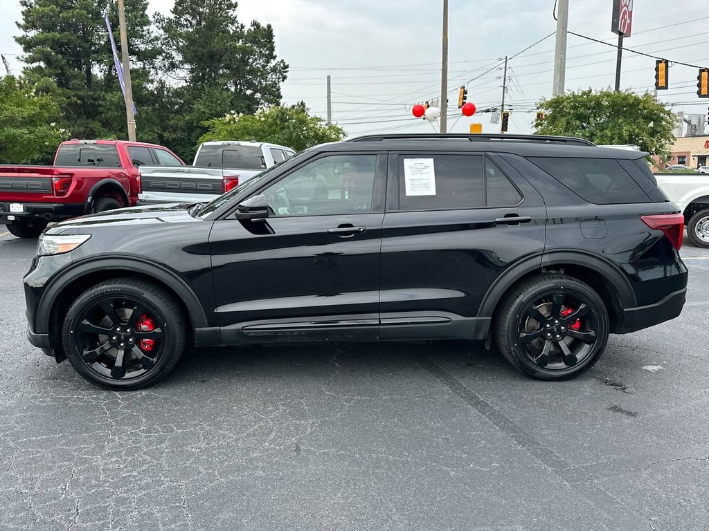 Certified 2023 Ford Explorer ST w/ Equipment Group 401A AWD/4WD image 4