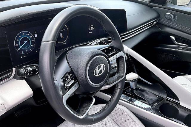 Used 2024 Hyundai Elantra Limited FWD image 14