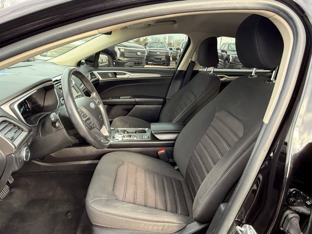 Certified 2020 Ford Fusion SE image 6