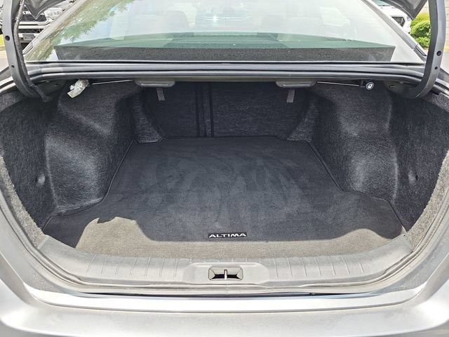 Used 2023 Nissan Altima 2.5 SV FWD image 12