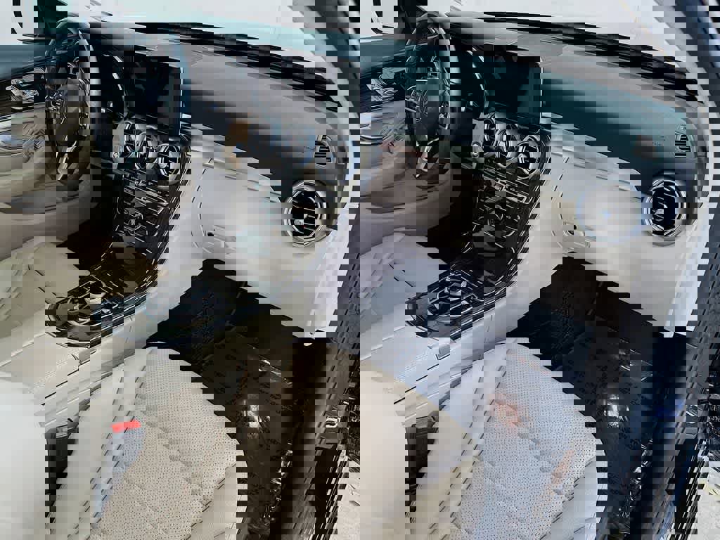 Used 2021 Mercedes-Benz C 300 Sedan image 35