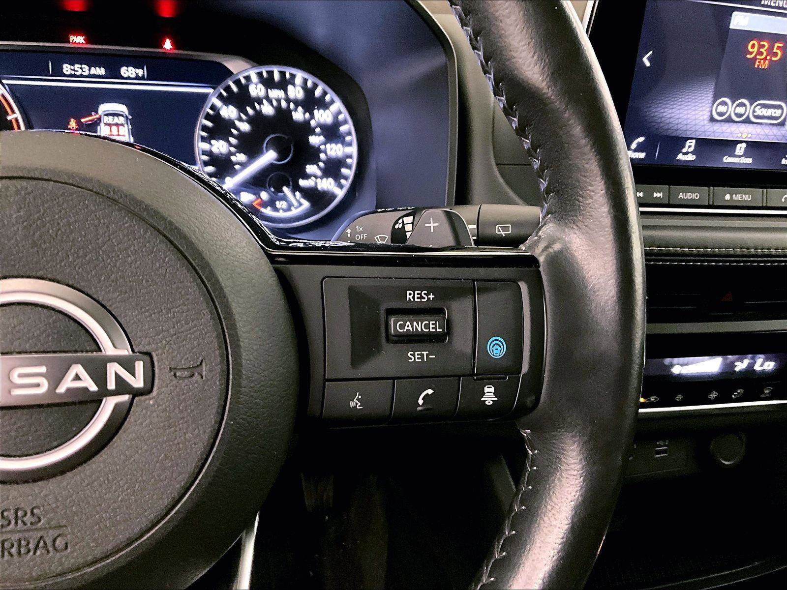 Used 2023 Nissan Rogue SV w/ SV Premium B Package image 18