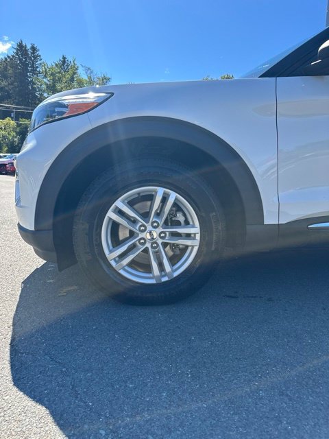 Certified 2021 Ford Explorer XLT w/ Equipment Group 202A AWD/4WD image 7