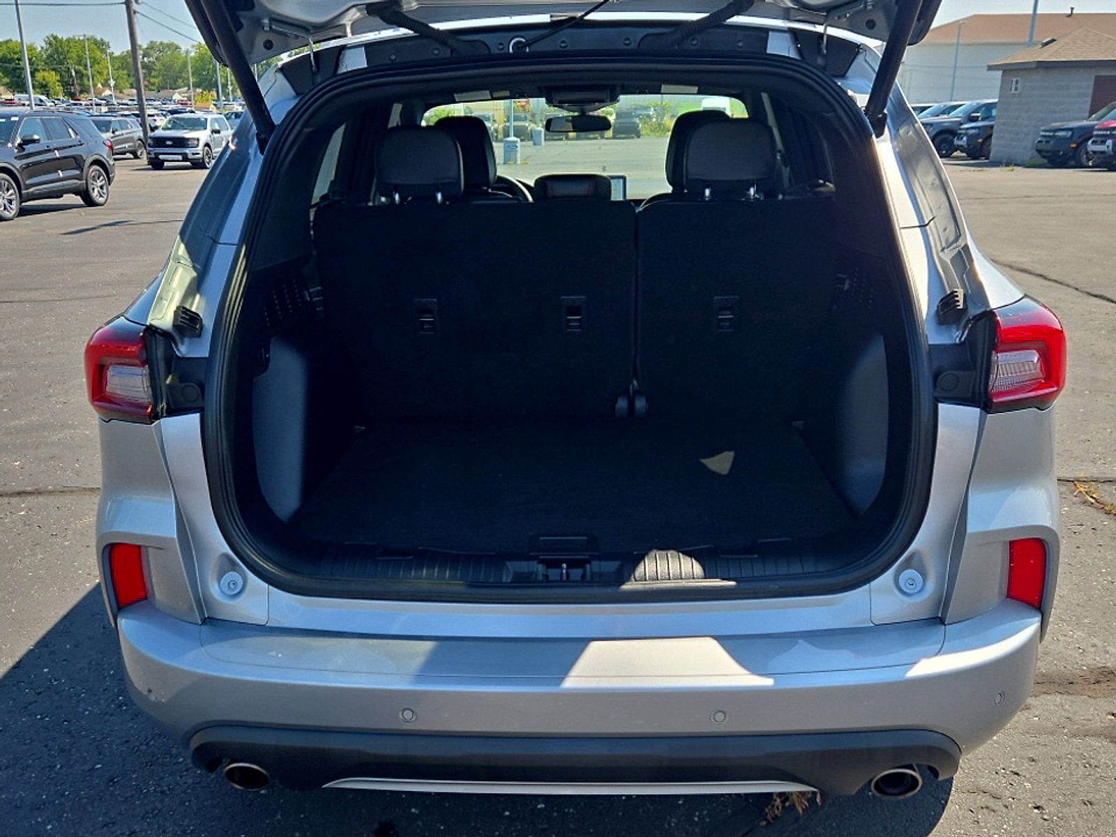 Certified 2024 Ford Escape ST-Line w/ Tech Pack #1 AWD/4WD image 23