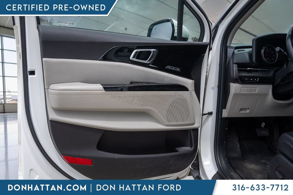 Used 2022 Kia Carnival SX FWD image 15