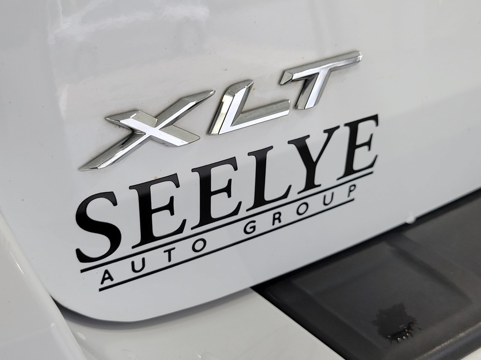 Certified 2020 Ford Explorer XLT w/ Comfort Package AWD/4WD image 31