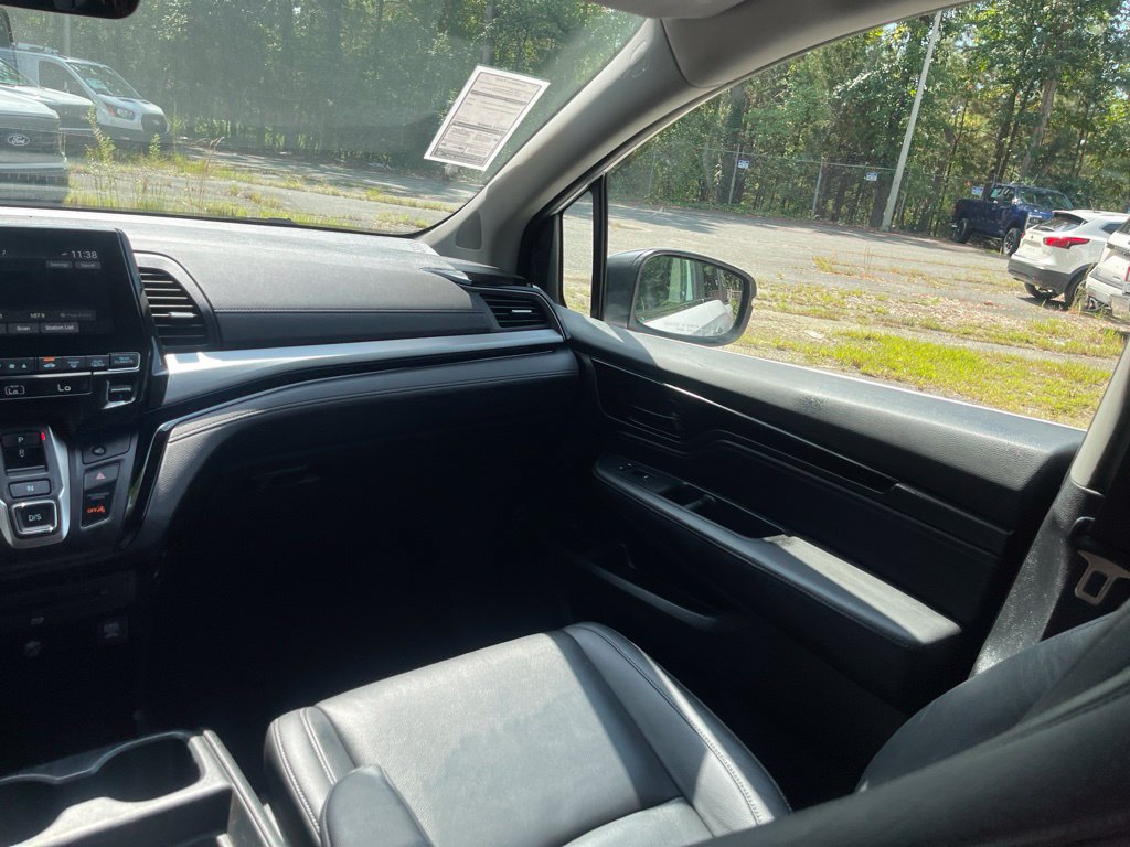 Used 2023 Honda Odyssey Touring image 9