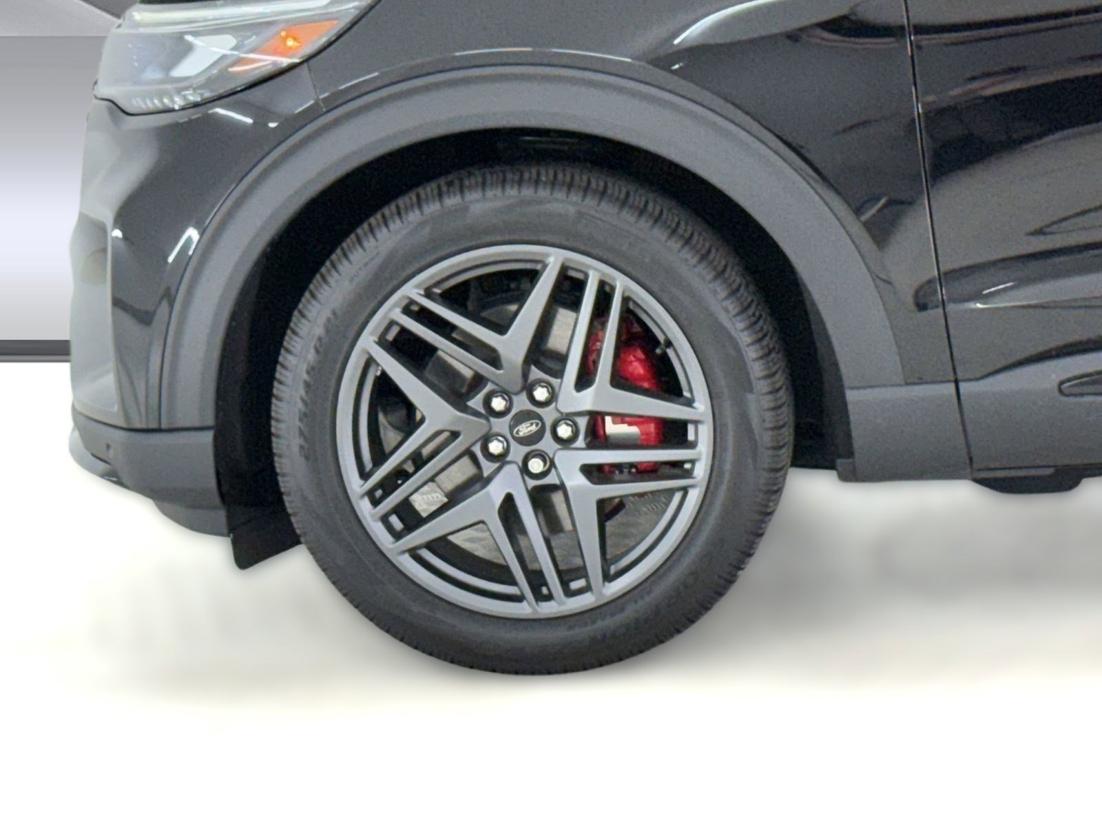 Certified 2025 Ford Explorer ST image 12