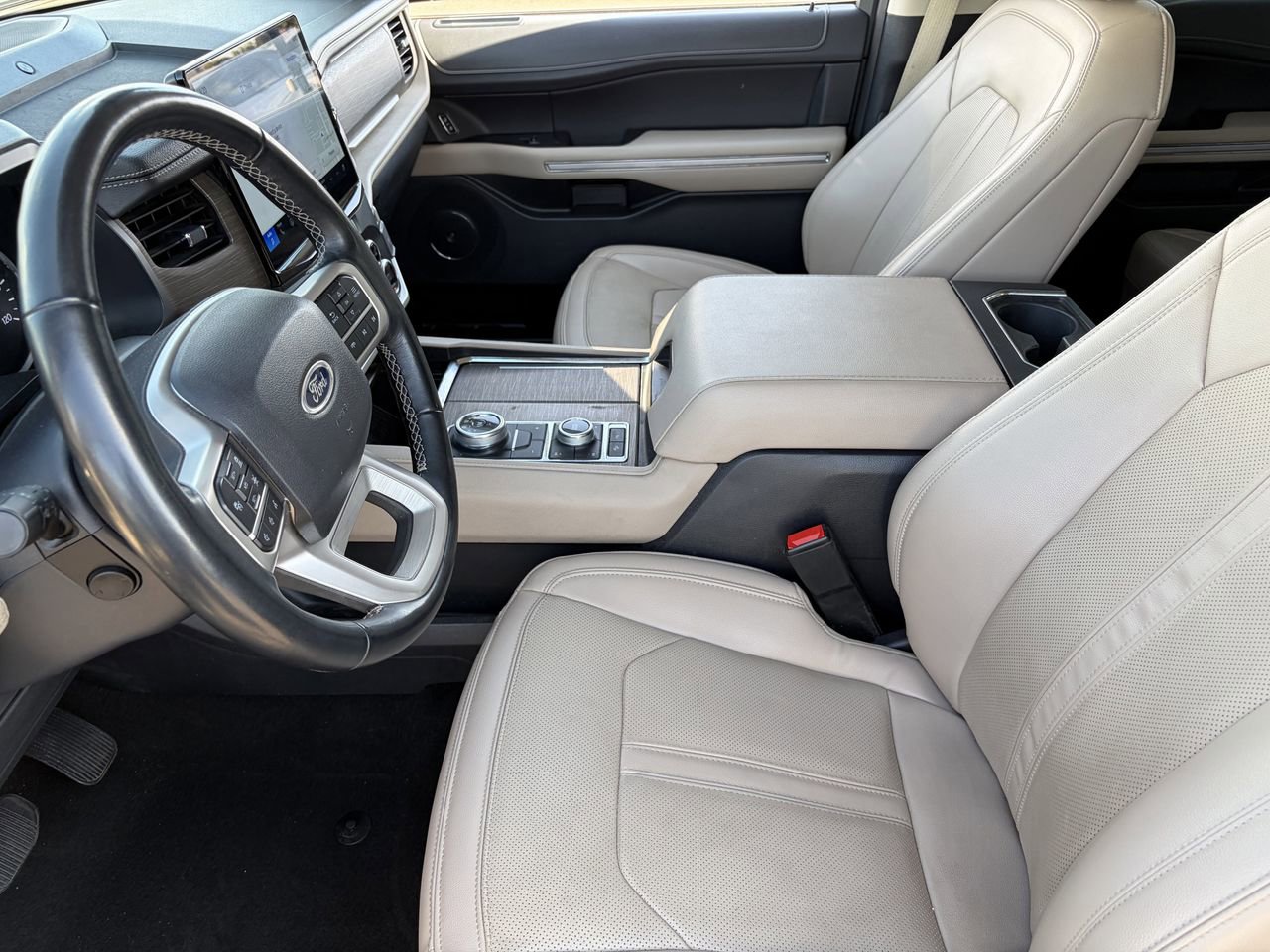 Certified 2024 Ford Expedition Limited AWD/4WD image 22