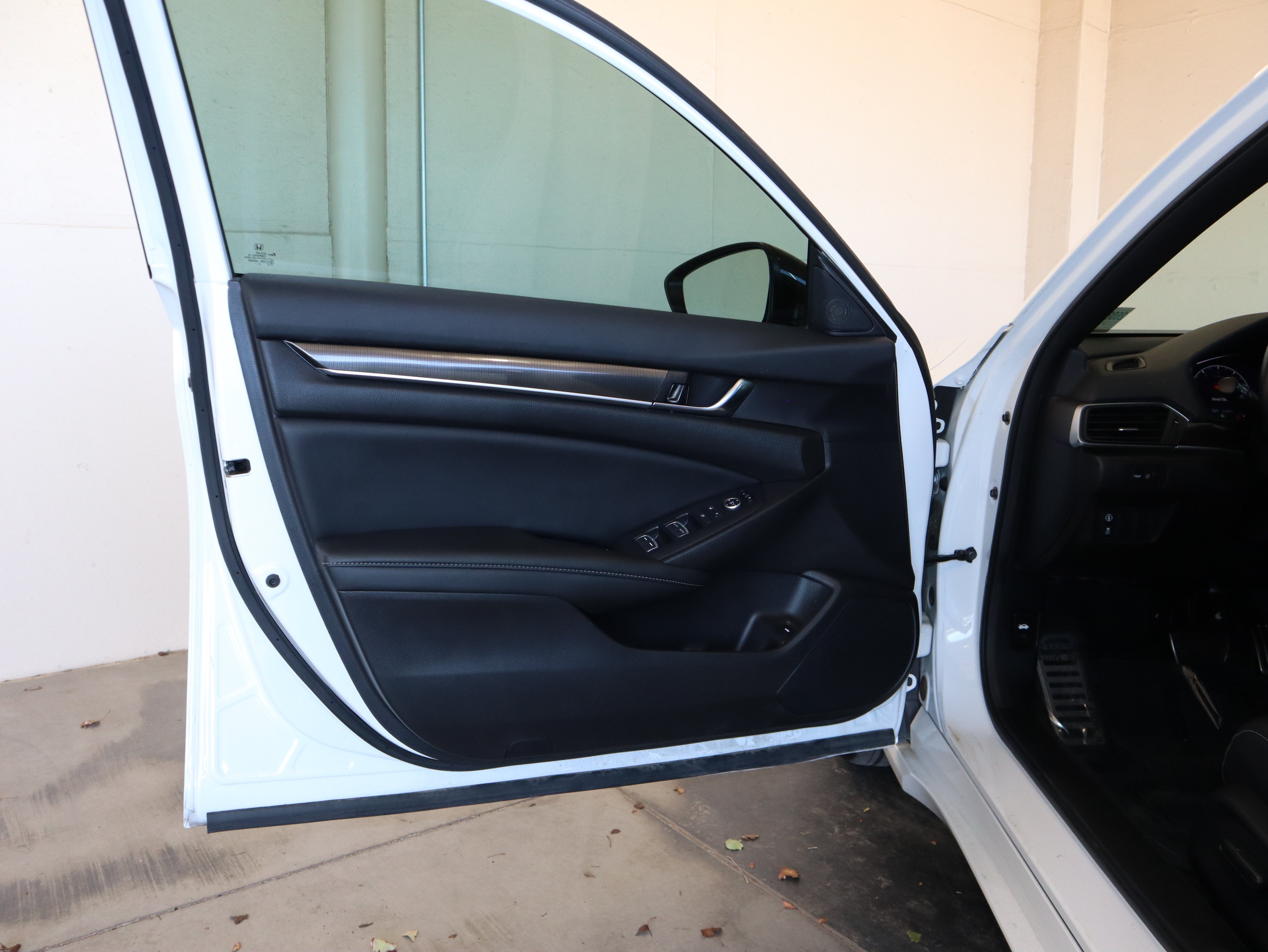 Used 2022 Honda Accord Sport image 31