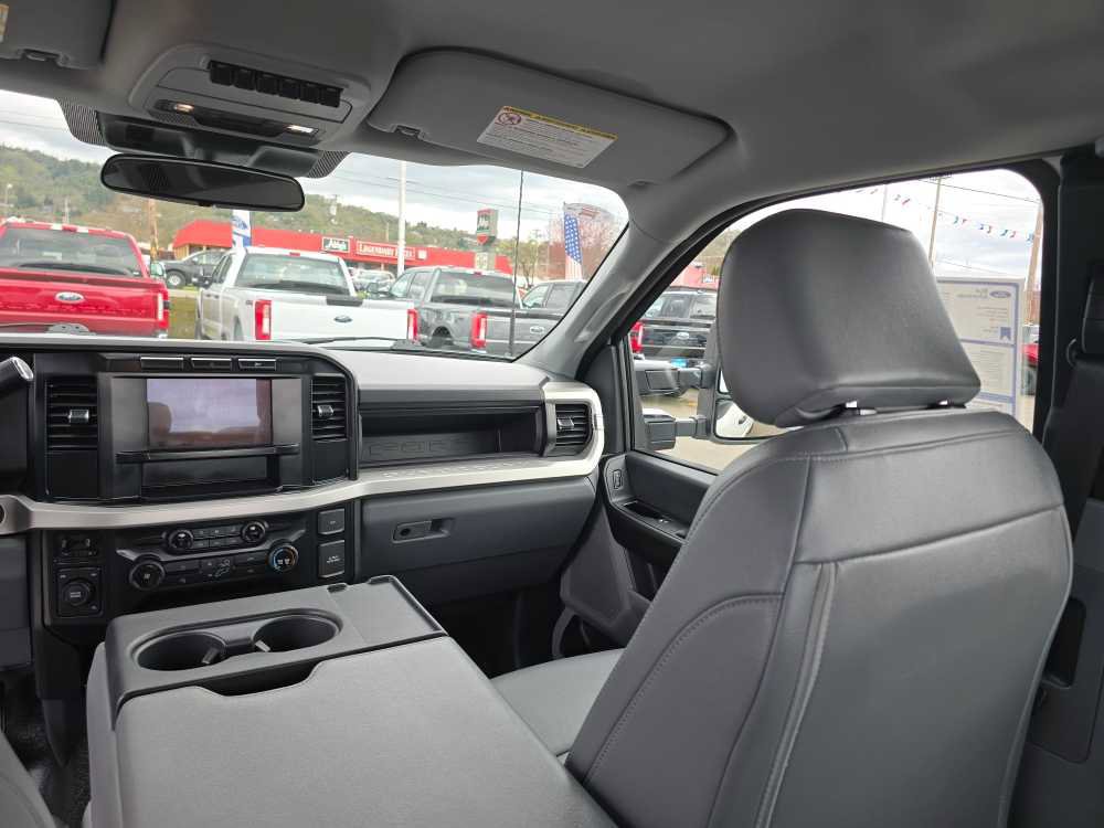 Certified 2023 Ford F250 XL w/ Snow Plow/Camper Package image 14