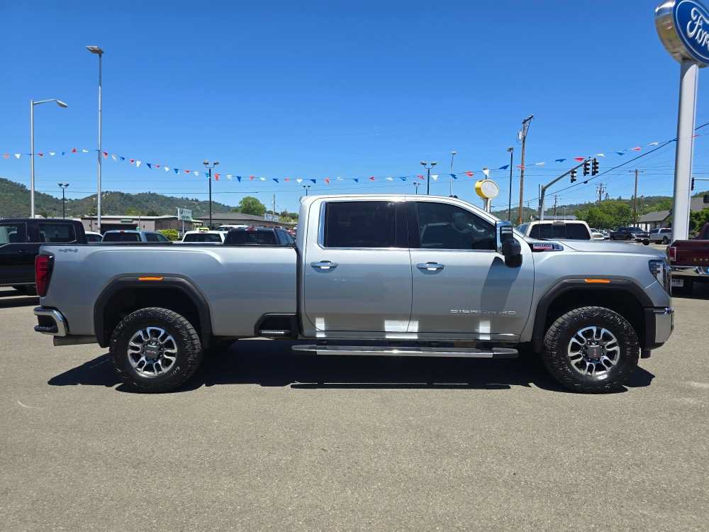 Used 2024 GMC Sierra 2500 SLT w/ SLT Premium Package AWD/4WD image 6