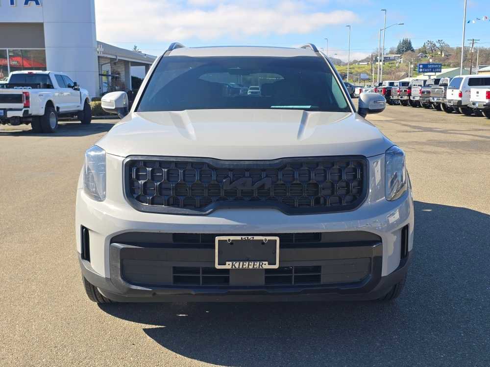 Used 2025 Kia Telluride EX X-Line image 8