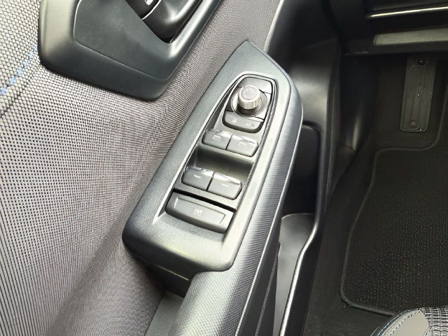 Used 2025 Subaru Forester Premium AWD/4WD image 19