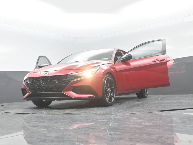 Used 2023 Hyundai Elantra N Line w/ Preferred Accessory Package FWD image 31