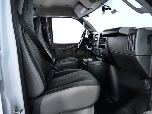Used 2025 Chevrolet Express 2500 w/ Driver Convenience Package RWD image 13