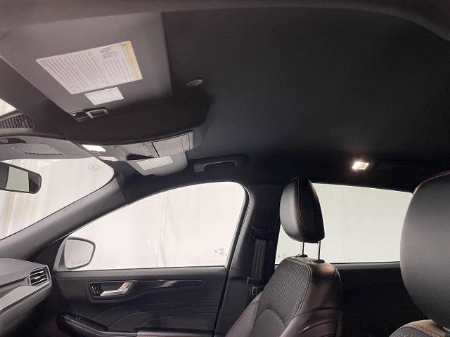 Certified 2025 Ford Escape ST-Line w/ Cold Weather Package image 21