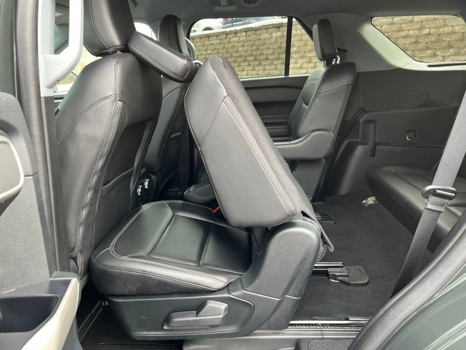 Certified 2023 Ford Explorer XLT w/ Equipment Group 202A image 11