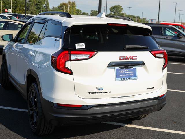 Used 2022 GMC Terrain SLE w/ Driver Convenience Package AWD/4WD image 19