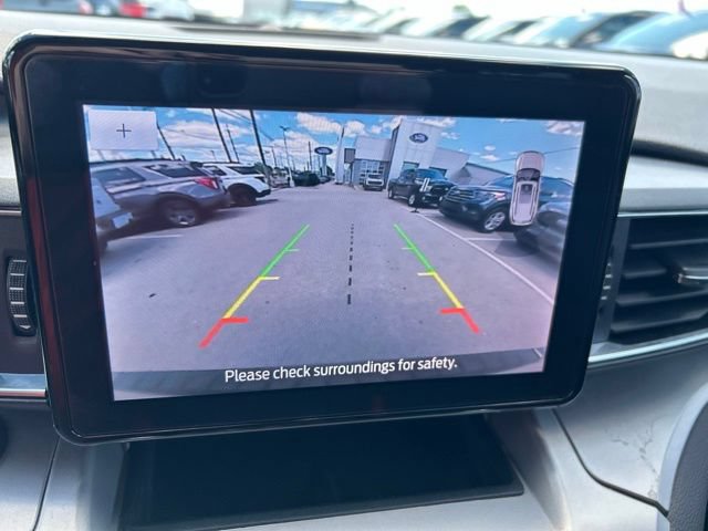 Certified 2022 Ford Explorer XLT w/ Equipment Group 202A AWD/4WD image 28
