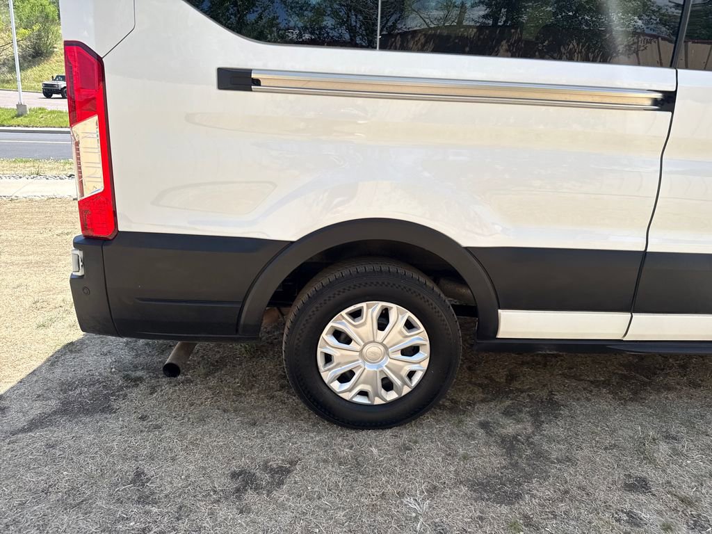 Certified 2023 Ford Transit 350 XLT RWD image 6