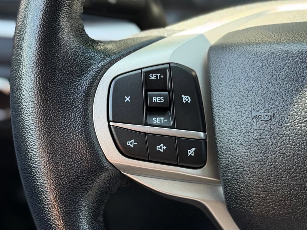 Certified 2021 Ford Explorer XLT AWD/4WD image 11