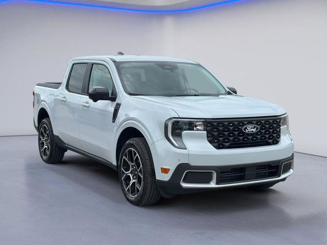 Certified 2025 Ford Maverick Lariat w/ 4K Tow Package AWD/4WD image 5