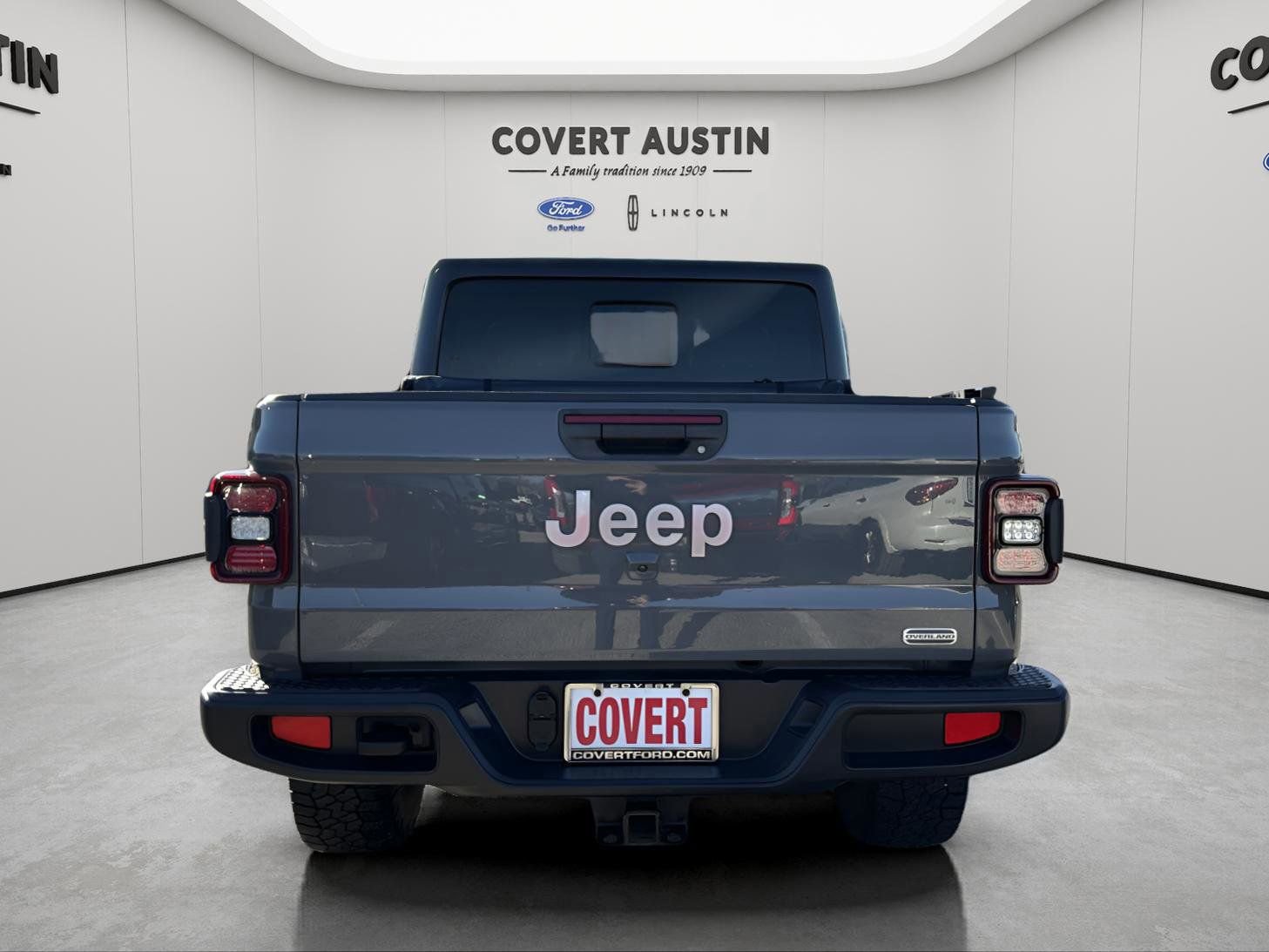 Used 2020 Jeep Gladiator Overland image 4