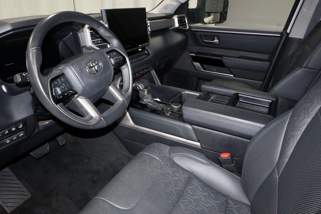 Used 2024 Toyota Tundra Limited AWD/4WD image 24