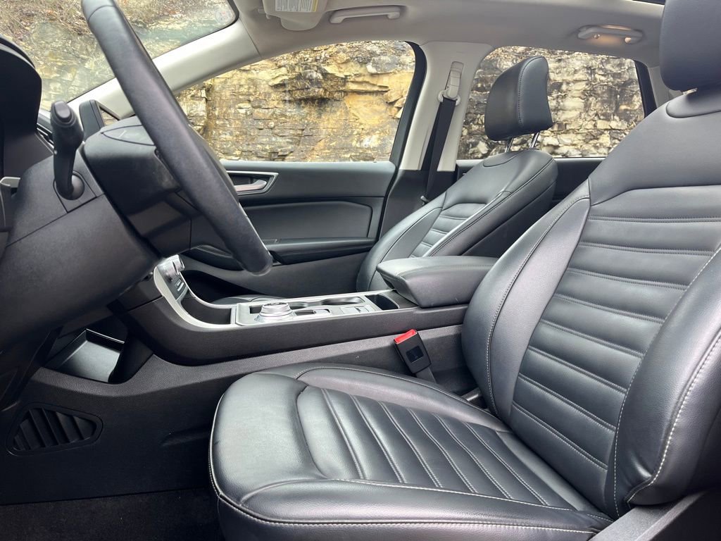 Certified 2024 Ford Edge SEL w/ Convenience Package AWD/4WD image 19