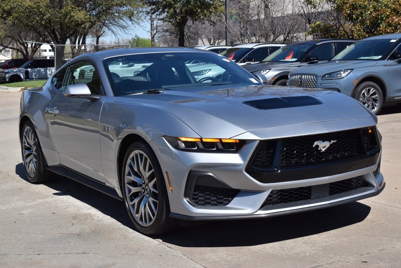 Certified 2025 Ford Mustang GT Premium image 4