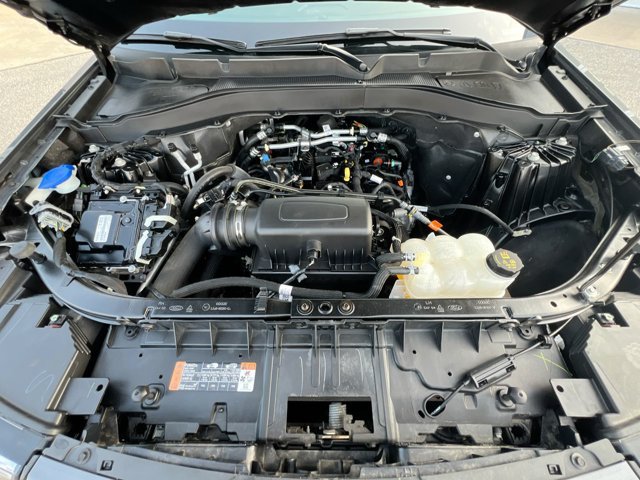 Certified 2024 Ford Explorer XLT w/ Equipment Group 202A AWD/4WD image 11