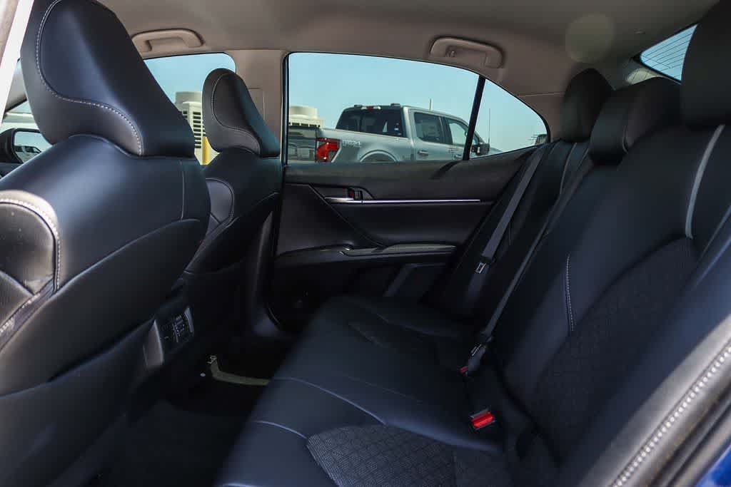 Used 2023 Toyota Camry XSE FWD image 18
