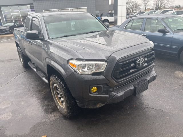 Used 2022 Toyota Tacoma SR image 1