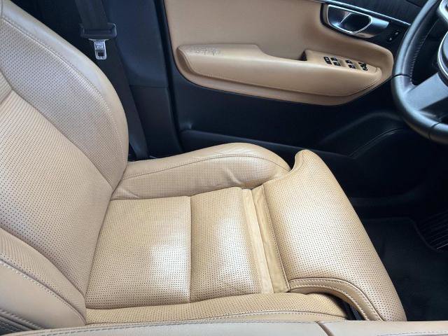 Used 2021 Volvo XC90 T6 Inscription AWD/4WD image 13