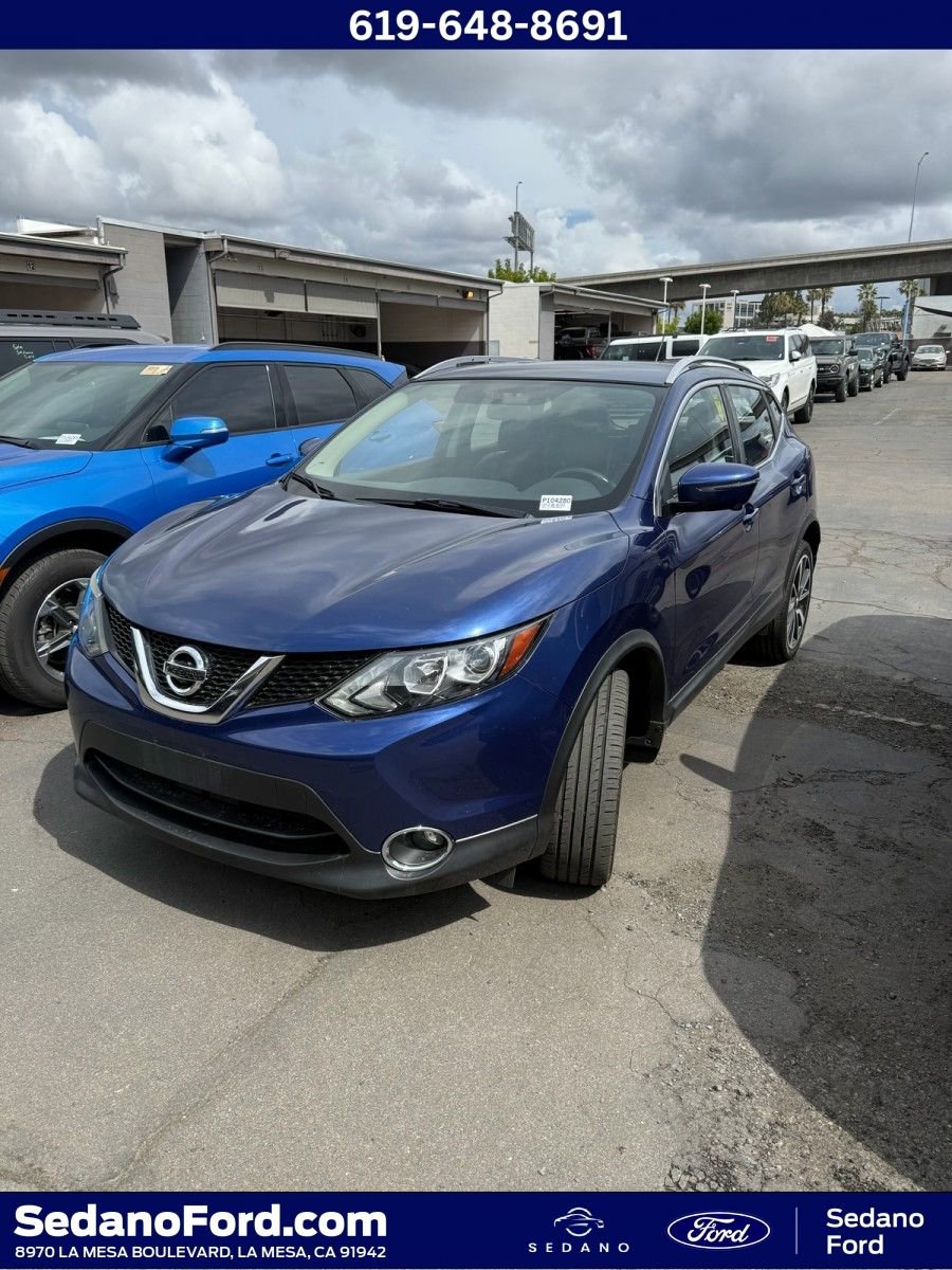 Used 2017 Nissan Rogue Sport SL FWD image 1