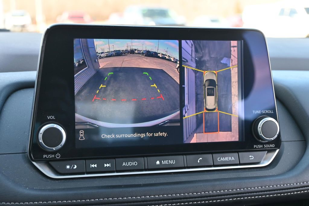 Used 2023 Nissan Rogue SL image 37