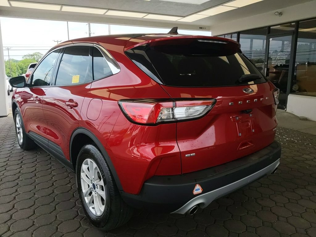 Certified 2022 Ford Escape SE w/ Convenience Package AWD/4WD image 10