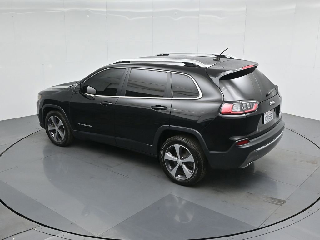 Used 2019 Jeep Cherokee Limited w/ Technology Group image 18